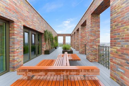 3 Bed Terraced House, Wansey Street, SE17 - Photo 3