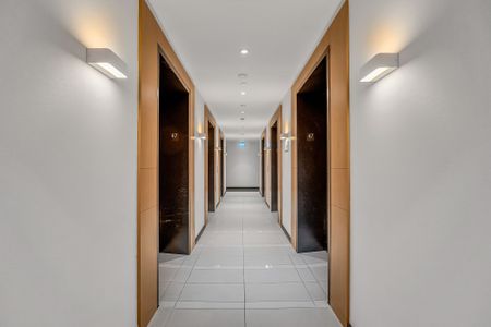 For Lease - 11 Wellesley Street Unit# 4704, Toronto, Ontario - Photo 4