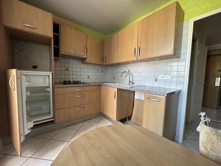 Location Appartement 4 pièces 75m² CHAMBERY 73000 - Photo 3