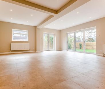 5 bedroom detached house to rent - Photo 1