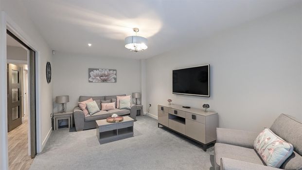 4 Bedroom House - Photo 1