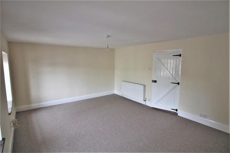 4 bedroom terraced house to rent - Photo 2