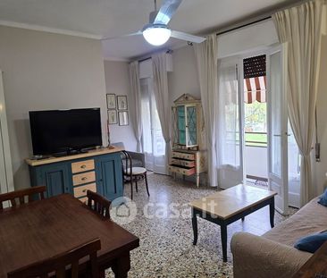 Appartamento in Affitto in Piazza Villeparisis a Pietrasanta - Foto 5