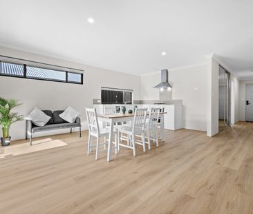 27 Belford Rd, Lakelands, WA 6180 - Photo 4