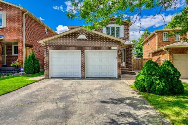 For Lease - 6111 Camgreen Circle, Mississauga, Ontario - Photo 1