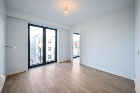 Fort-Jaco, bel appartement 1 ch dans immeuble neuf - Photo 2