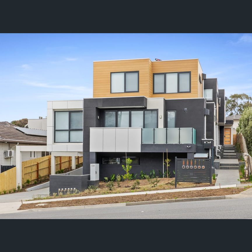 2/729 ELGAR ROAD, Doncaster, Vic 3108 - Photo 1