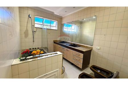 House for rent, 3 suites, 380m² for commercial or residential use. - Foto 3