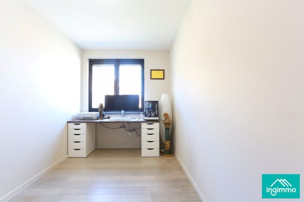 Appartement te huur in Zele - Photo 1