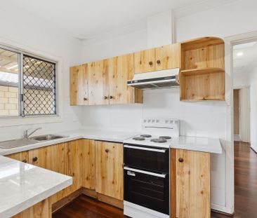 33 Westlake Road, Morley WA 6062 - House For Rent | Domain - Photo 6