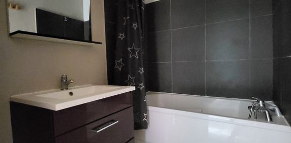 Location Appartement 2 pièces 52m² - Photo 2