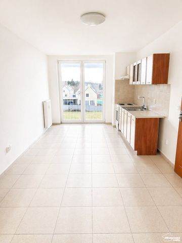 Pronájem bytu 1+kk a garsoniéry 35 m² - Photo 2