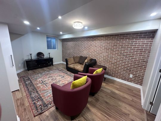 For Lease - 24 Aird Court Unit# Lower, Milton, Ontario - Photo 1