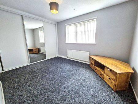 3 bed upper flat to rent in NE31 - Photo 2