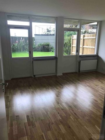 Karl Johans gata 12 - Photo 2