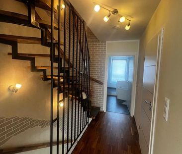 Exklusives Wohnen am Tillypark: Hochwertig möbliertes Haus - Foto 1