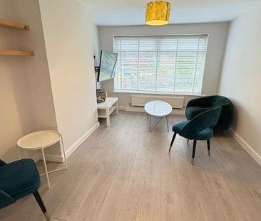 St. Anns Close, Leeds, LS4 - Photo 1