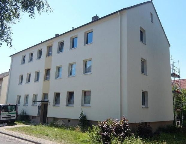 Das in idyllischer Lage liegende Wohnhaus lädt zum Verweilen ein. - Foto 1