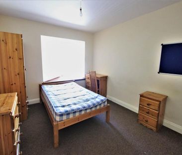 6 bedroom house to rent - Photo 4