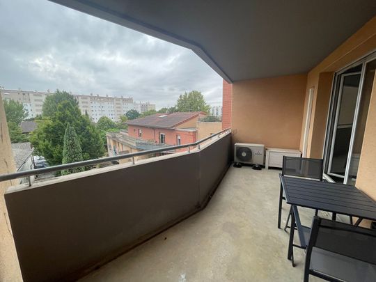Location Appartement 3 pièces 69m² - Photo 1