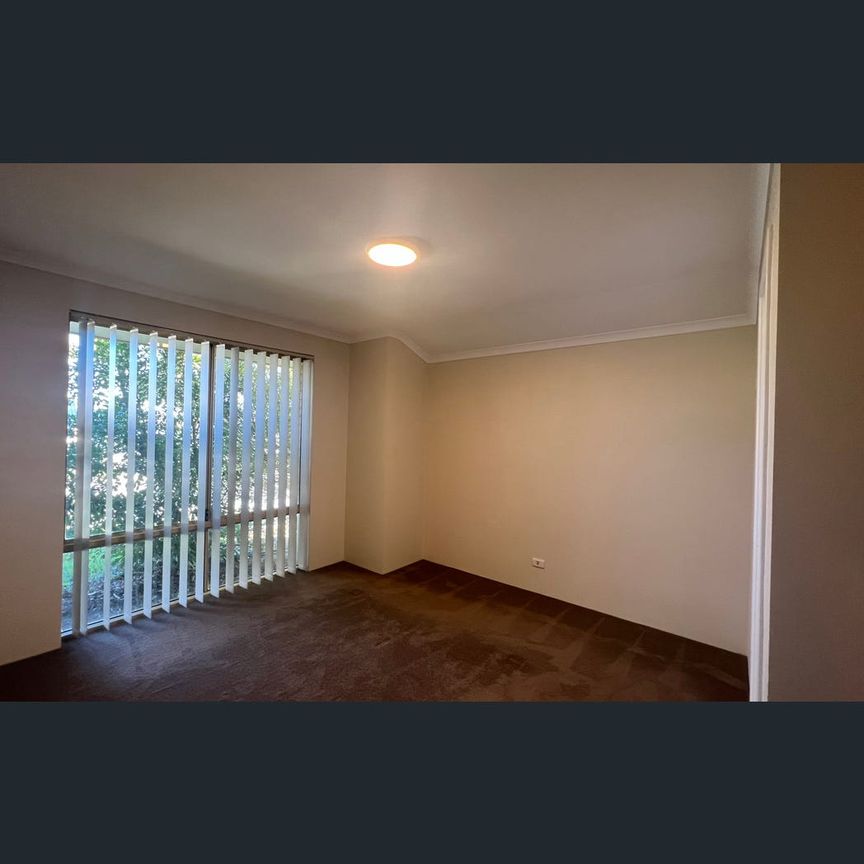 6 Grand Paradiso Parade, Merriwa, WA 6030 - Photo 1