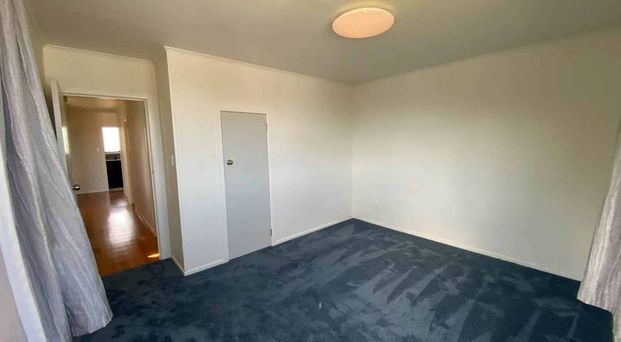 FANTASTIC LOCATION AND VIEWS NEW RENOVATED - Photo 1