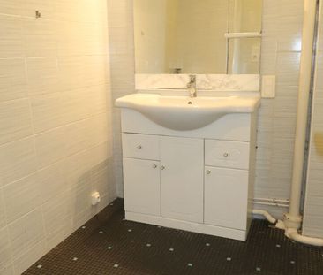 Appartement T4 proximité place des Charentes - Photo 4
