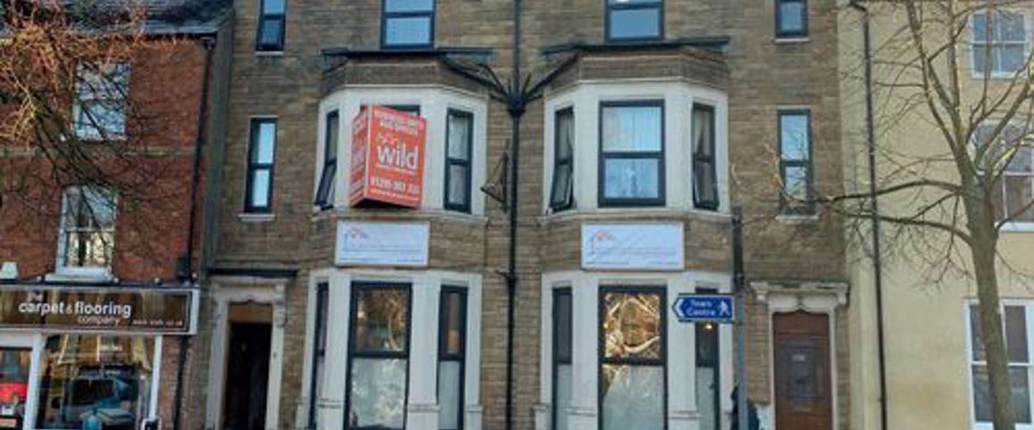 -14 south bar street Room 6 - Photo 1