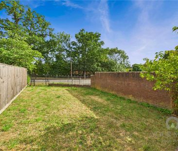 2 bedroom end of terrace house to rent - Photo 1