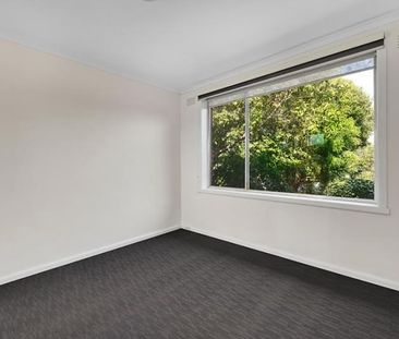 10/90 Yarralea Street, Alphington - Photo 3