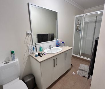 Modern Comfort & Convenience in a Prime Location - Photo 6