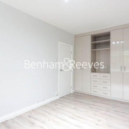 Studio flat to rent in Abbey Road, Hampstead, NW8 - Photo 1