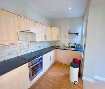 3 bedroom maisonette to rent - Photo 6