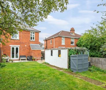 3 bedroom semi-detached house to rent - Photo 6