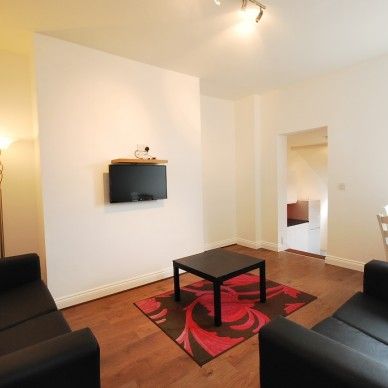 3 Bed - Amble Grove, Sandyford - Photo 1