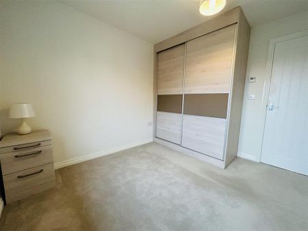 2 bedroom semi-detached house to rent - Photo 3