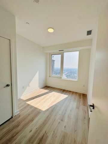 For Lease - 395 Square one Drive Unit# 2710, Mississauga, Ontario - Photo 3