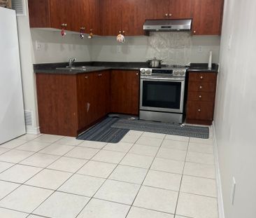 For Lease - 35 Cobblehill Crescent Unit# Basement, Brampton, Ontario - Photo 2