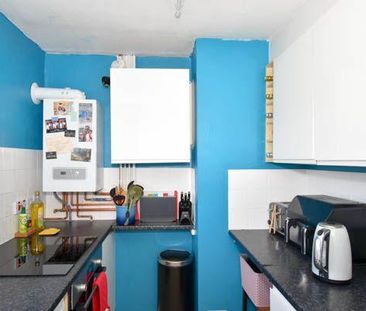 2 bedroom flat to rent - Photo 6