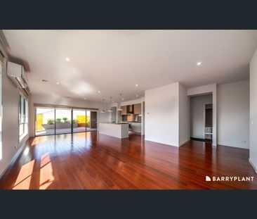 Spacious Family Home - Photo 2
