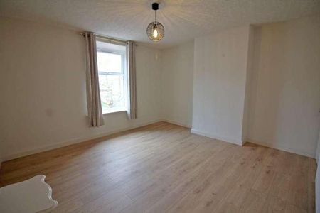 Hilton Street, BL9 - Photo 5