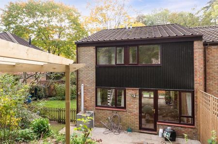 4 bedroom property to rent - Photo 4