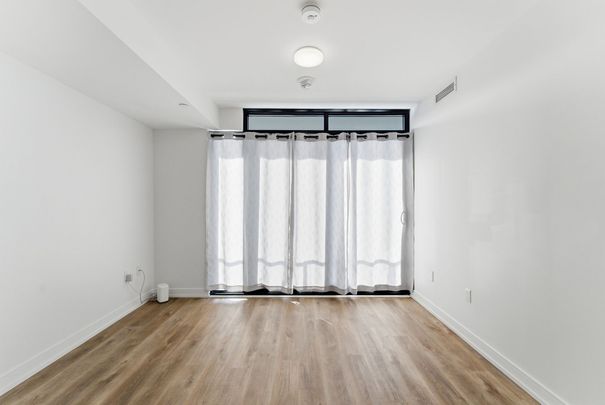 For Lease - 1 Jarvis Street Unit# 606, Hamilton, Ontario - Photo 1