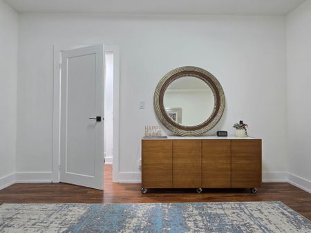 For Lease - 2886 Lake Shore Boulevard Unit# 1, Toronto, Ontario - Photo 3