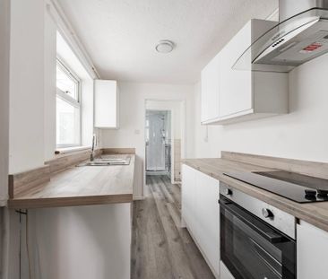 2 bedroom house to rent - Photo 2