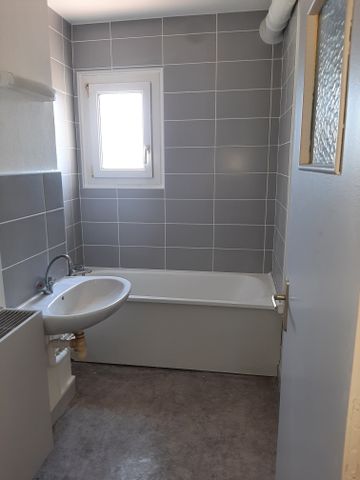 Location - Appartement T4 - 70 m² - Bavans - Photo 4