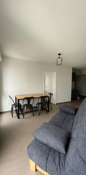 Location Appartement 1 pièce Meublé 36m² LA ROCHELLE 17000 - Photo 1