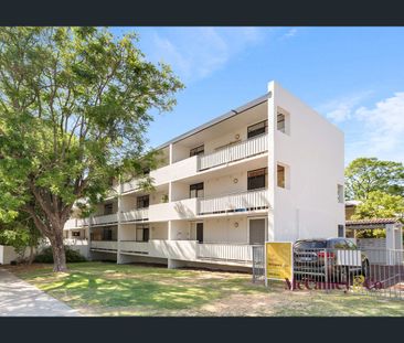 SECURE CONVENIENCE - Photo 3