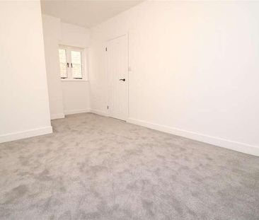 Newtown, Trowbridge, BA14 - Photo 1