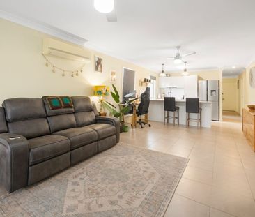 Modern Family Home - Photo 2